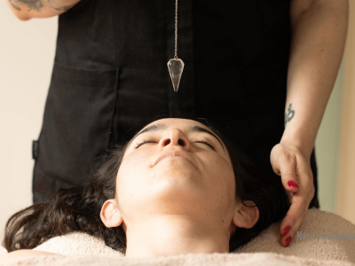 Yugen-treatment-massage+reiki-min